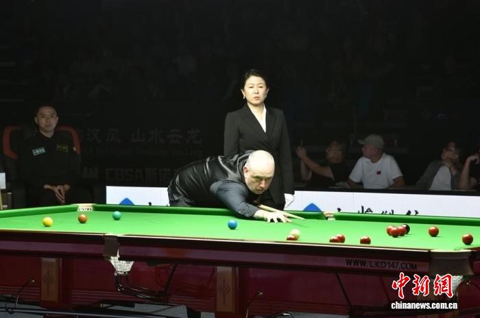 徐州斯诺克巨星邀请赛上演巅峰对决 特鲁姆普险