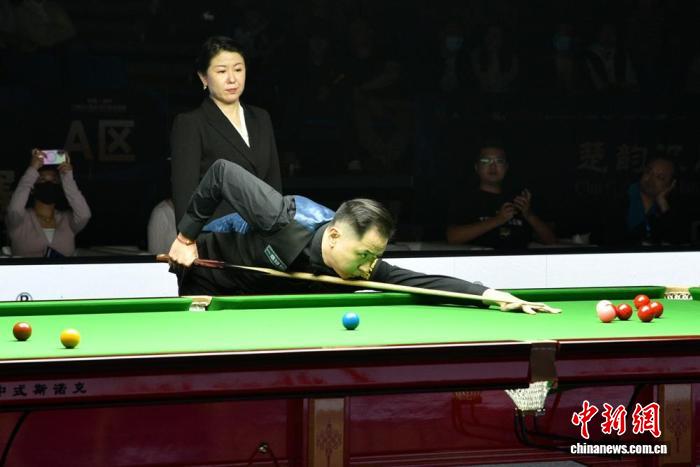 徐州斯诺克巨星邀请赛上演巅峰对决 特鲁姆普险