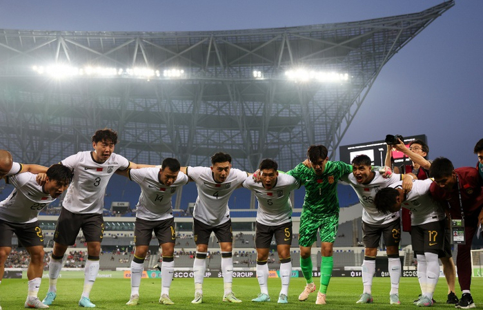 国足迎战世界杯新军库拉索 邵佳一首秀点球决胜