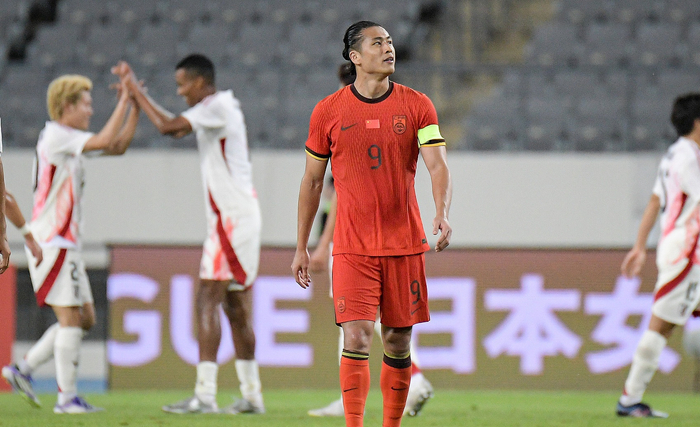 国足迎战世界杯新军库拉索 邵佳一首秀点球决胜