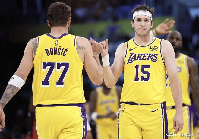 湖人冲击西部第三关键战：掘金伤病成疑 骑士摆